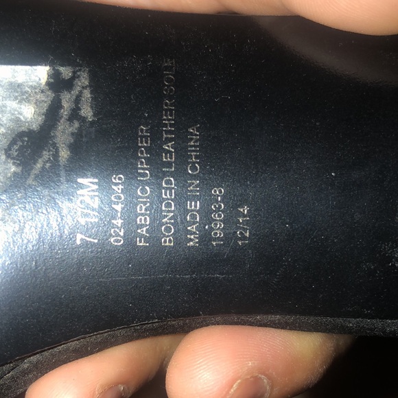 Heels - Picture 4 of 4